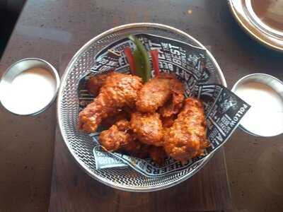 Underdoggs Sports Bar And Grill