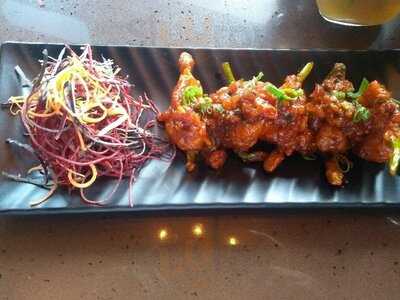 Underdoggs Sports Bar And Grill