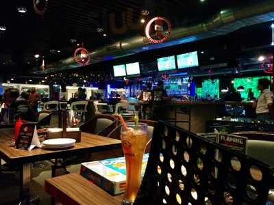 Underdoggs Sports Bar And Grill