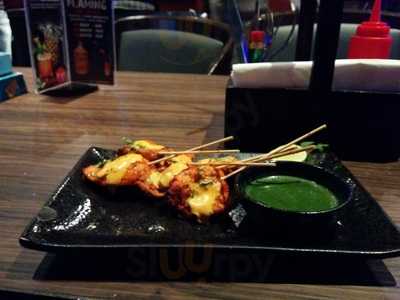 Underdoggs Sports Bar And Grill