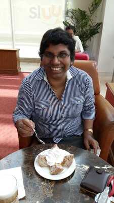 The Coffee Bean & Tea Leaf