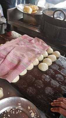 Rajendra Refreshment Corner