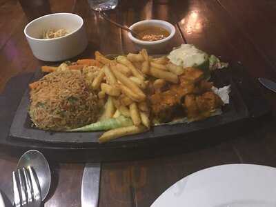 Abstrakt Bistro & Lounge