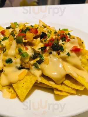 Queen's Kitchen & Mocktails