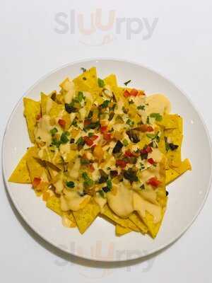 Queen's Kitchen & Mocktails