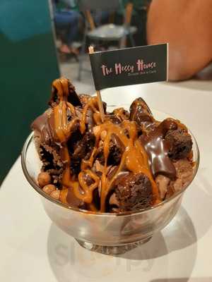 The Messy House - Dessert Bar & Cafe