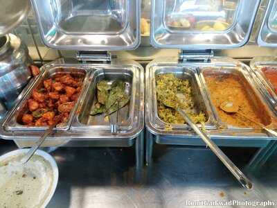 Goragandhi Juice Corner & Veg World