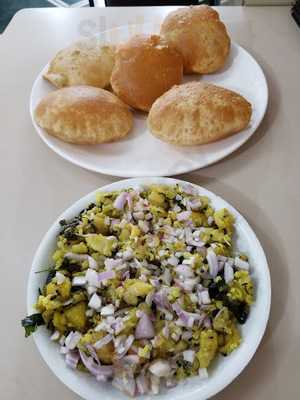 Ratna Veg Restaurant