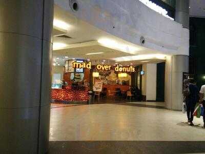 Mad Over Donuts