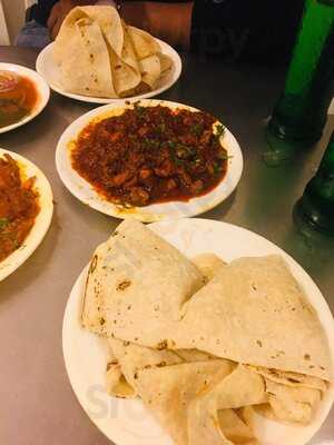 Bade Miyan Laxmi Vilas