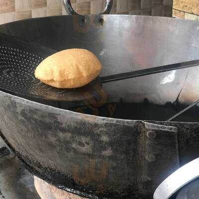 Mahalaxmi Mishthan Bhandar