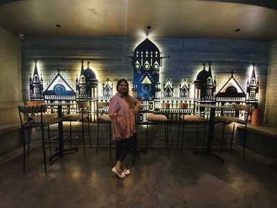 Baraanaa World Cocktail Bar & Kitchen