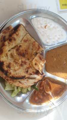 Sardar Ji Ke Amritsari Naan Kulche