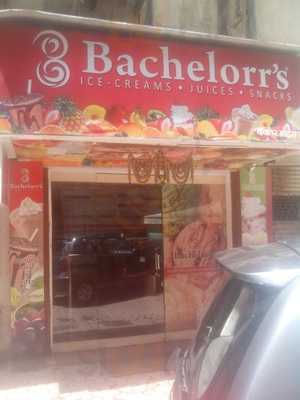 Bachelorr's