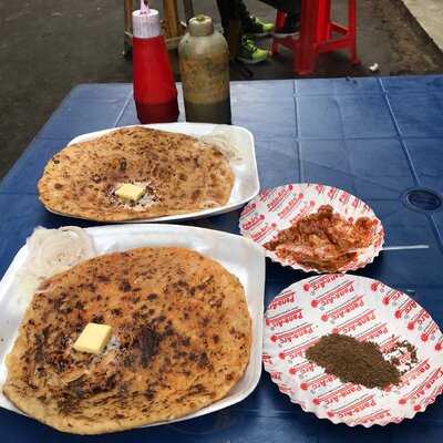 Pandit Ji Paranthe Wale