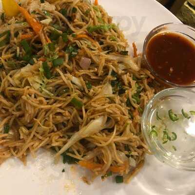 Cafe Delhi Heights, Kamala Mills