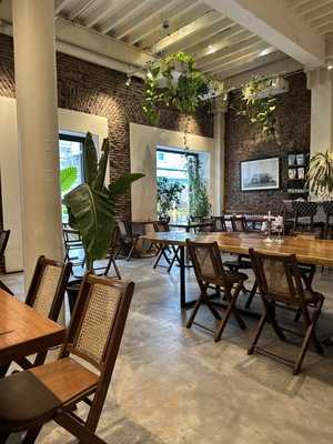 Sequel Bistro & Juice Bar