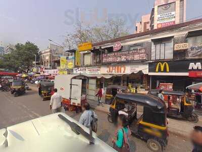 Shree Laxmi Gujrati Thali