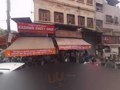 Amritsariya Chur Chur Naan Wale