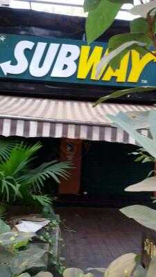Sub Ss N More Resturant