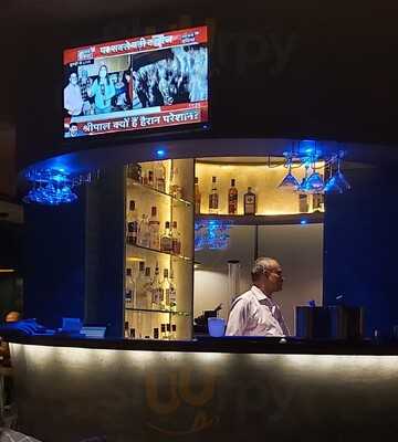 Spin City Kitchen And Bar