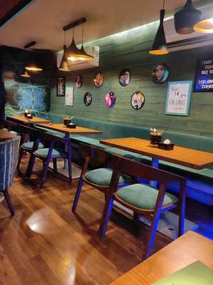 Spin City Kitchen And Bar