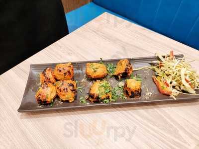 Ahar Restaurant & Bar