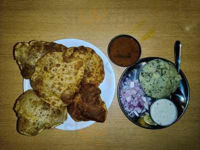 Hotel Rajmahal Restaurant