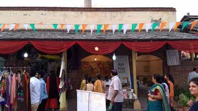 Dilli Haat Pitampura