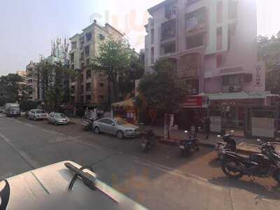 Martins The Chinese Nook