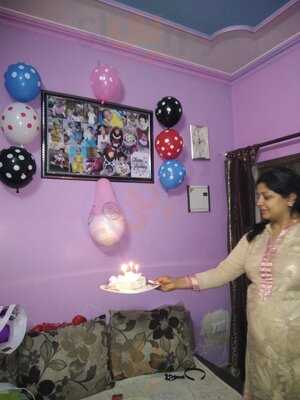 Dolphin Sweets & Restaurants