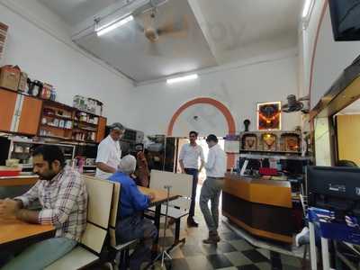 National Hindu Restaurant