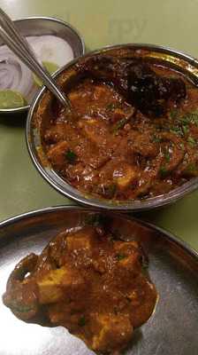 Hotel Santosh Restaurant