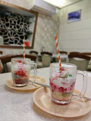 Shreedevi Veg Restaurant