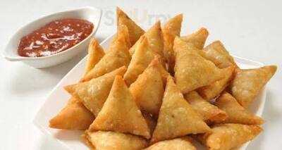 Nanak Misthan Bhandar