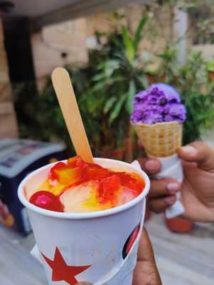 Classic Ice Cream Parlour