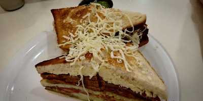 Hotel Dwaraka Restaurant