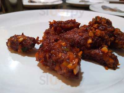 Hotel Dwaraka Restaurant