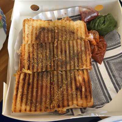 H Paramesha Fast Food Corner