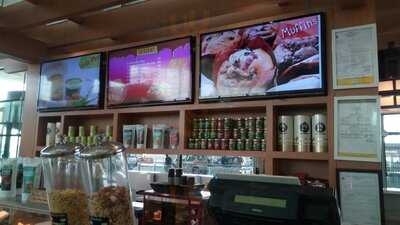 Fresco Bar And Foodcourt Ramada