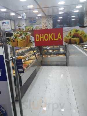 Brijwasi Bengali Mithaiyan