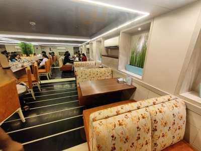 Sarovar Pure Veg Restaurant