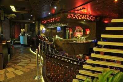 Urban Degchi - Kitchen & Bar