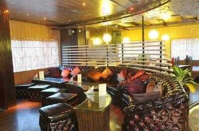 Urban Degchi - Kitchen & Bar