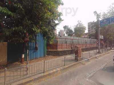 Nice Fast Food Corner