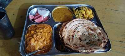 Maha Laxmi Vaishno Bhojnalay