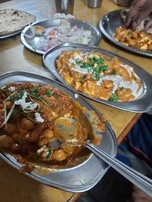 Maha Laxmi Vaishno Bhojnalay