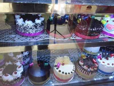 Rajdeep Cake And Pastry