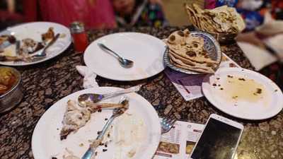 Qureshi Chicken & Kababs