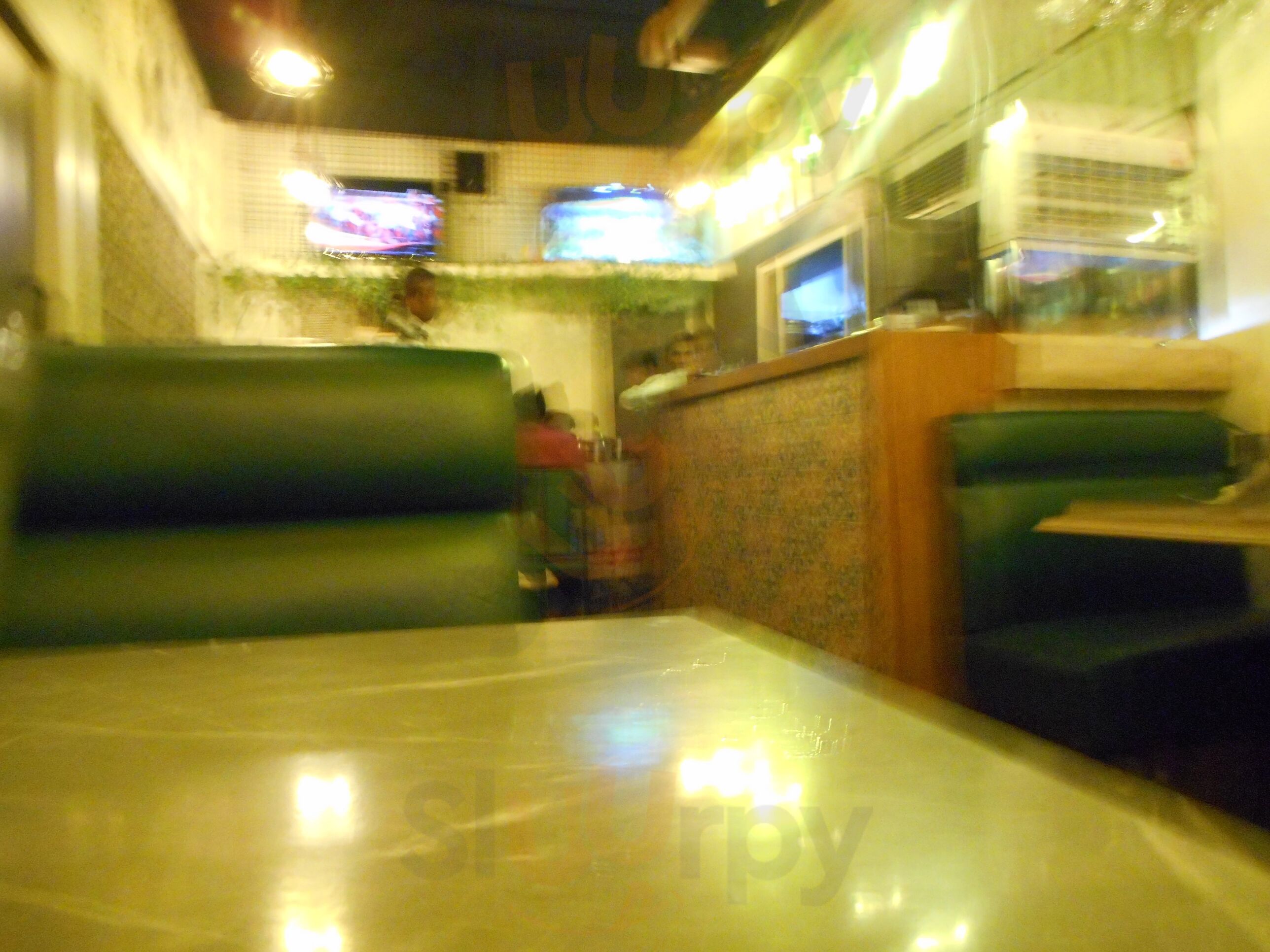 Modern Trilok Restaurant & Bar